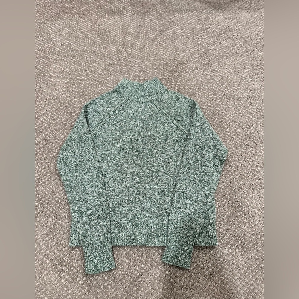Abercrombie & Fitch Heathered Green Turtleneck Sweater